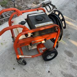 Husqvana Pressure Washer Pressure Cleaner 3100 Psi /2.5  Gpm Works Perfect 