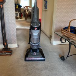 Hoover Wind tunnel Vacuum