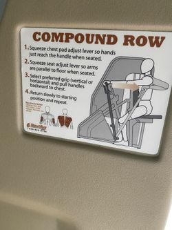 Nautilus Vertical Compound Row
