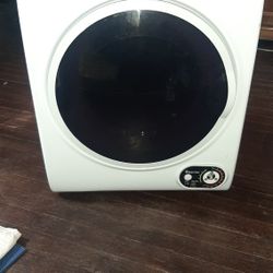 Magic Chef Compact Dryer/ Electric