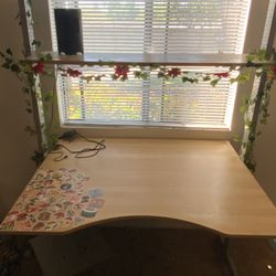 Art Or Office Desk