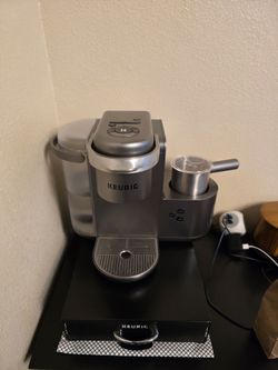 Keurig coffee machine with frother