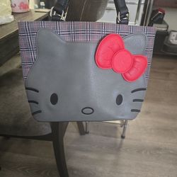HELLO KITTY PURSE