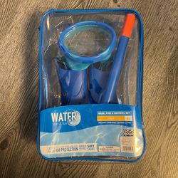 Kids Mask, Fins & Snorkel Set 4+