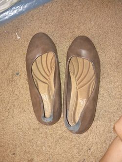 Brown small heels