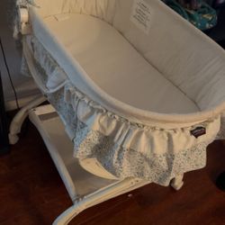 Bassinet 
