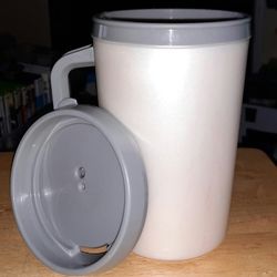 Vintage Mixed Lot (12) Aladdin Double Insolated Mugs/Cups