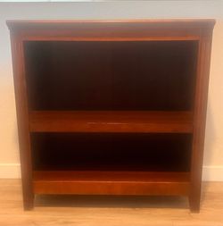 Wood shelf / Book shelf