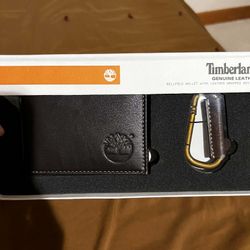 New Leather brown Wallet  W/Key Fob Holder