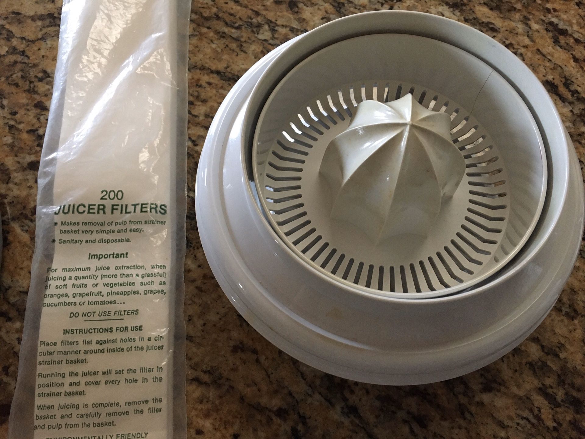 Omega Juicer 1000 Excellent Working Condition for Sale in Seattle, WA