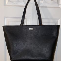 $20 Firm Large Kate Spade Tote Bag In Good Condition With Some Stains On Inside Only