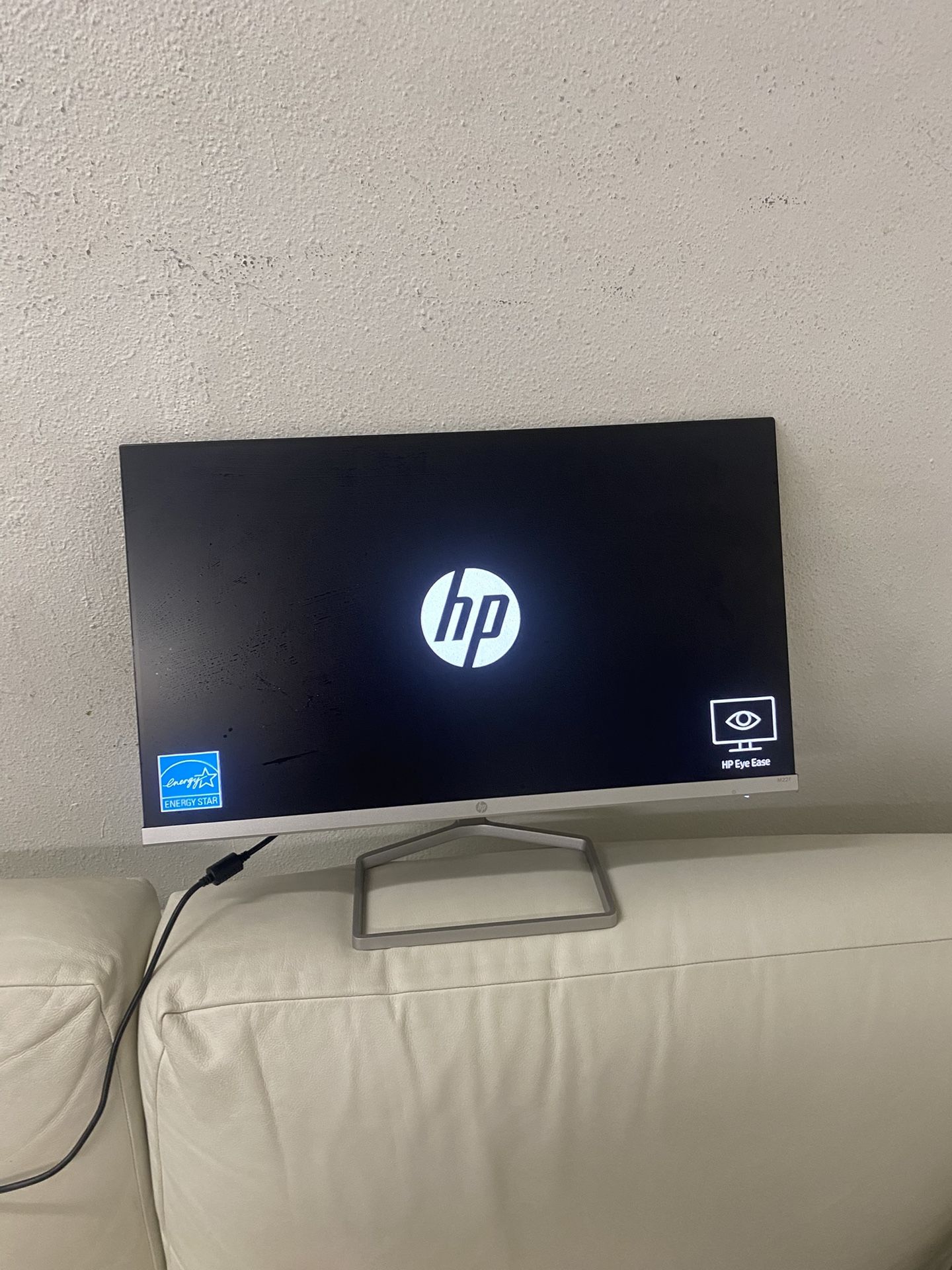 Hp Monitor 22 Inches With HDMI Port