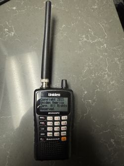 Uniden BCD325P2 Digital Scanner – Excellent Condition + Charger