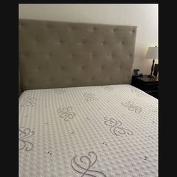 Beautyrest King Size Mattress And Box Springs 