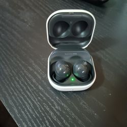 Samsung  Galaxy Buds