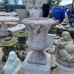 Concrete Planters Urn / Cement Backyard Patio Garden Planter Pot