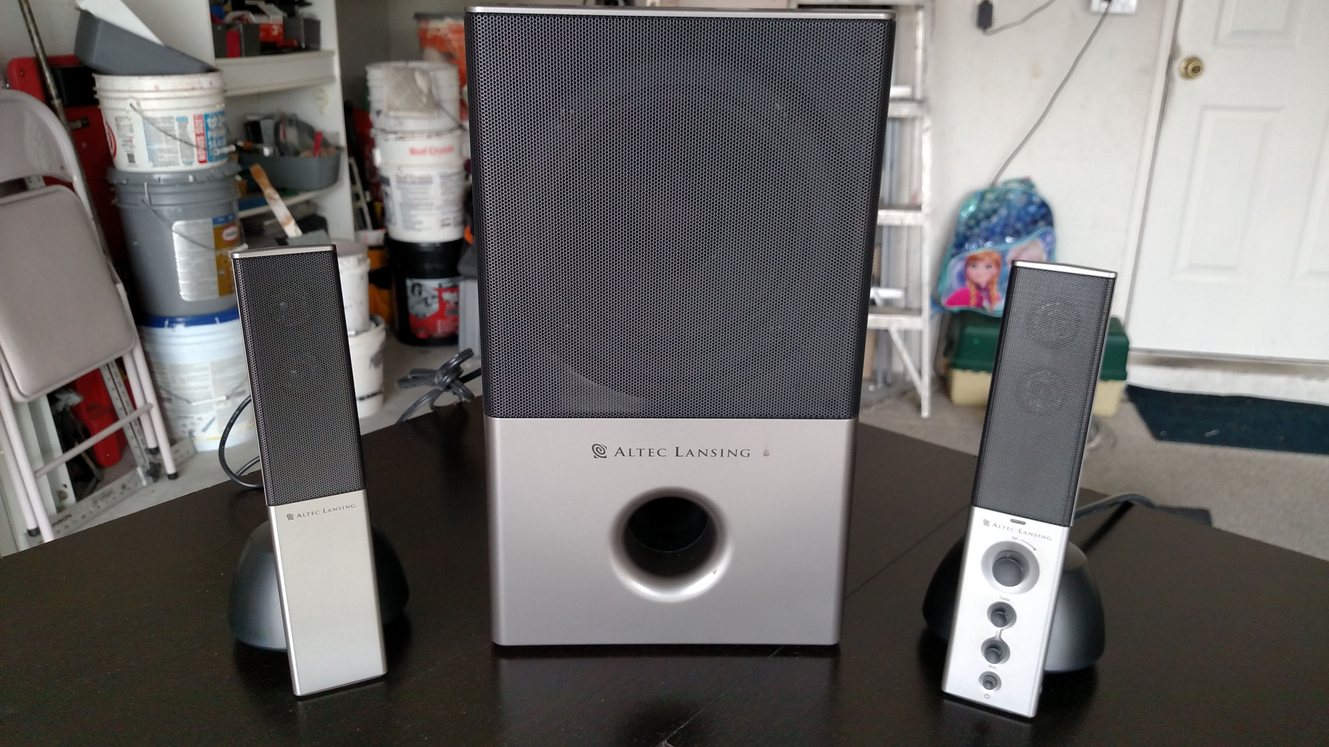 Altec Lansing vs4121 3 piece computer speaker system