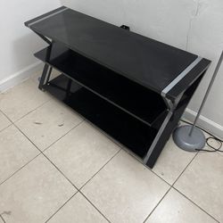 Modern Table For All Kind Entertainment