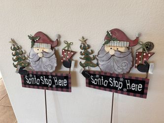 (33”h x 15.5”w) Metal Christmas Garden Stakes.