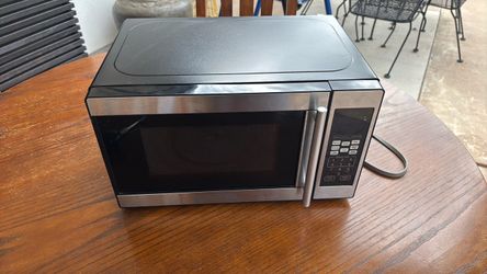 Black & Decker microwave