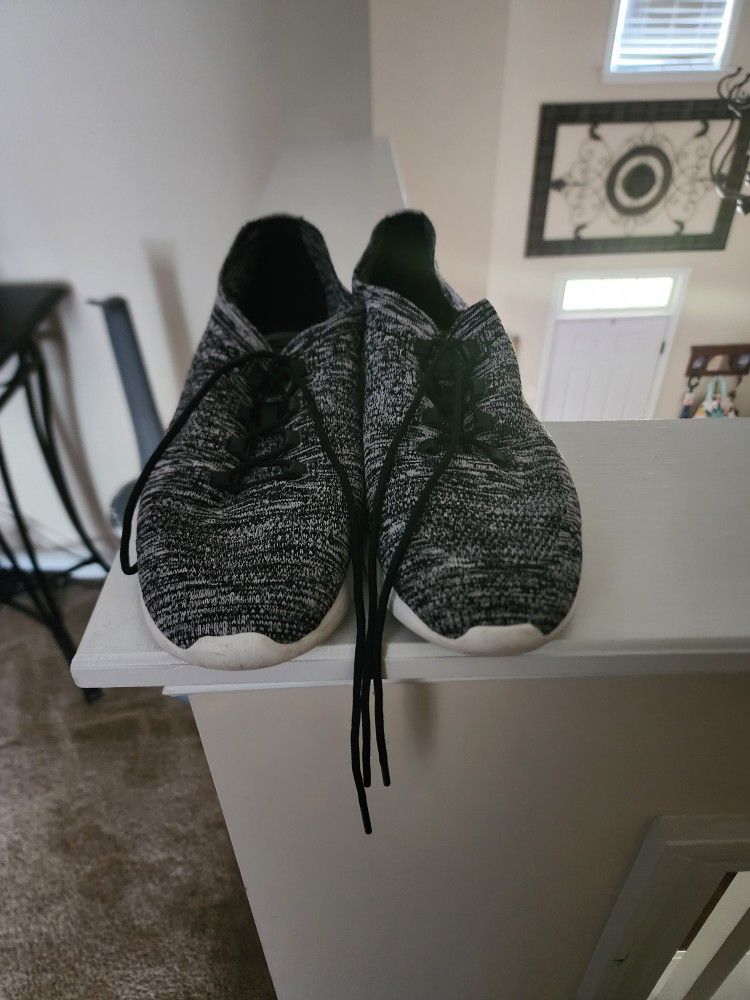 Authentic Michael Kors Sneakers
