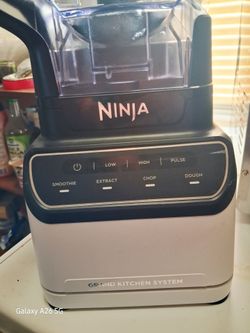 NINJA blender, food processor, chopper