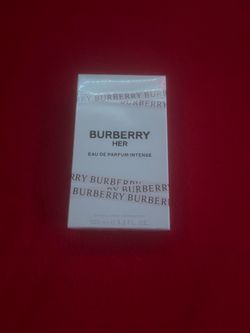 Burberry women perform