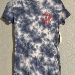 Woman’s Aeropostale Shirt (S)