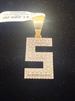 S pendant  14Kt  diamonds
