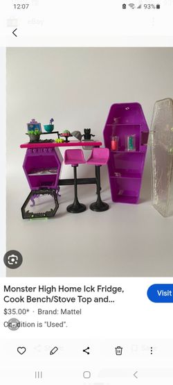 MONSTER HIGH Home Ick Fridge Cook Bench / Stove Top and Accessories 1990s.