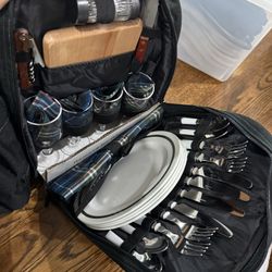 Picnic Backpack Set – New (Plates, Cutlery, Glasses Included)