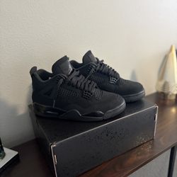 Jordan 4s Black Cats (2025)