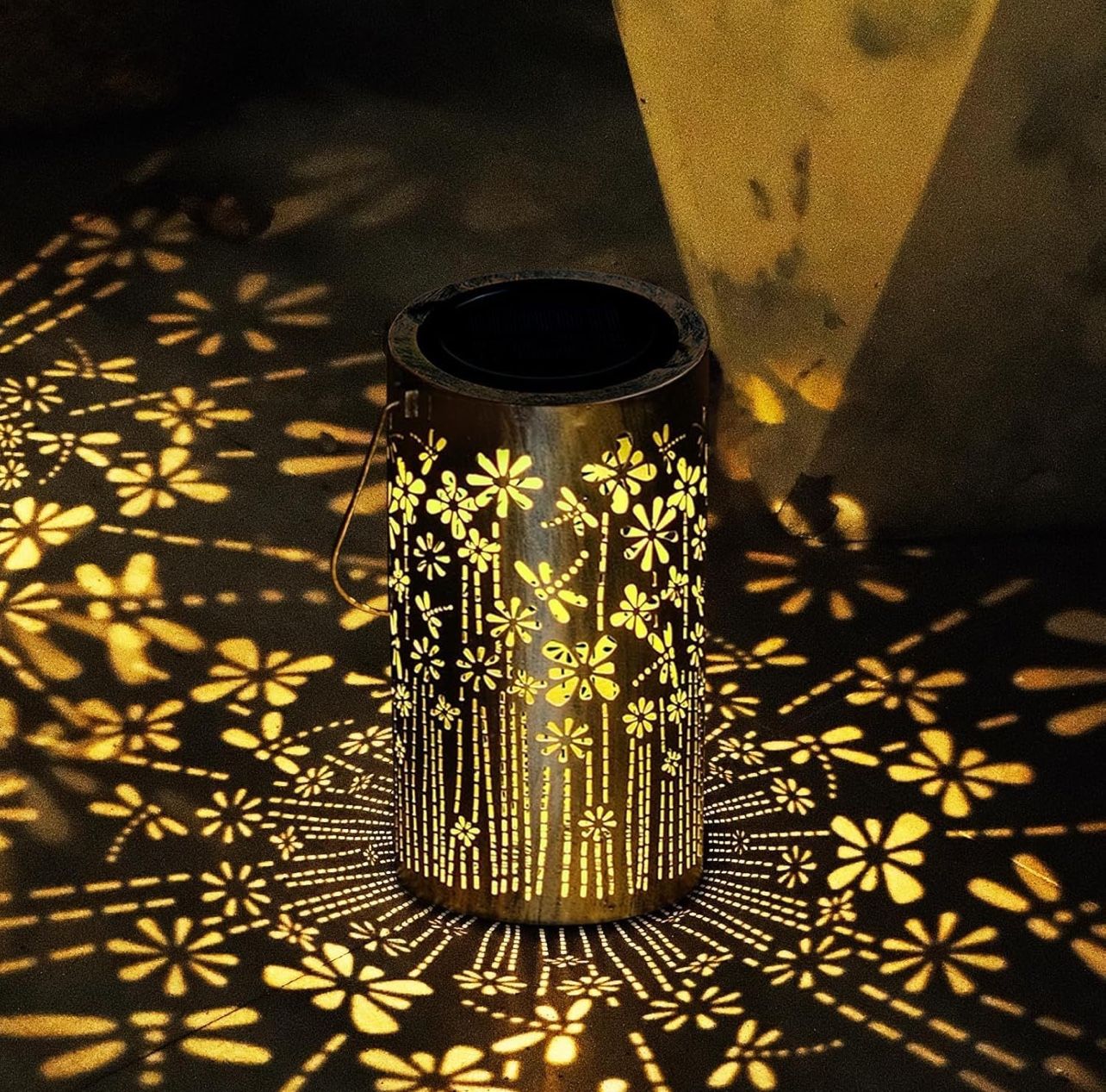 Solar Lantern , Patio/Outdoor/Garden Decor Hanging Dragonfly Flower Solar