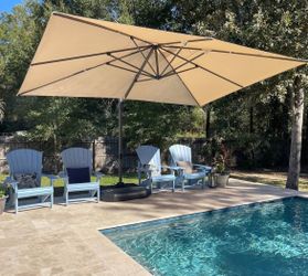 Umbrella/ canopy