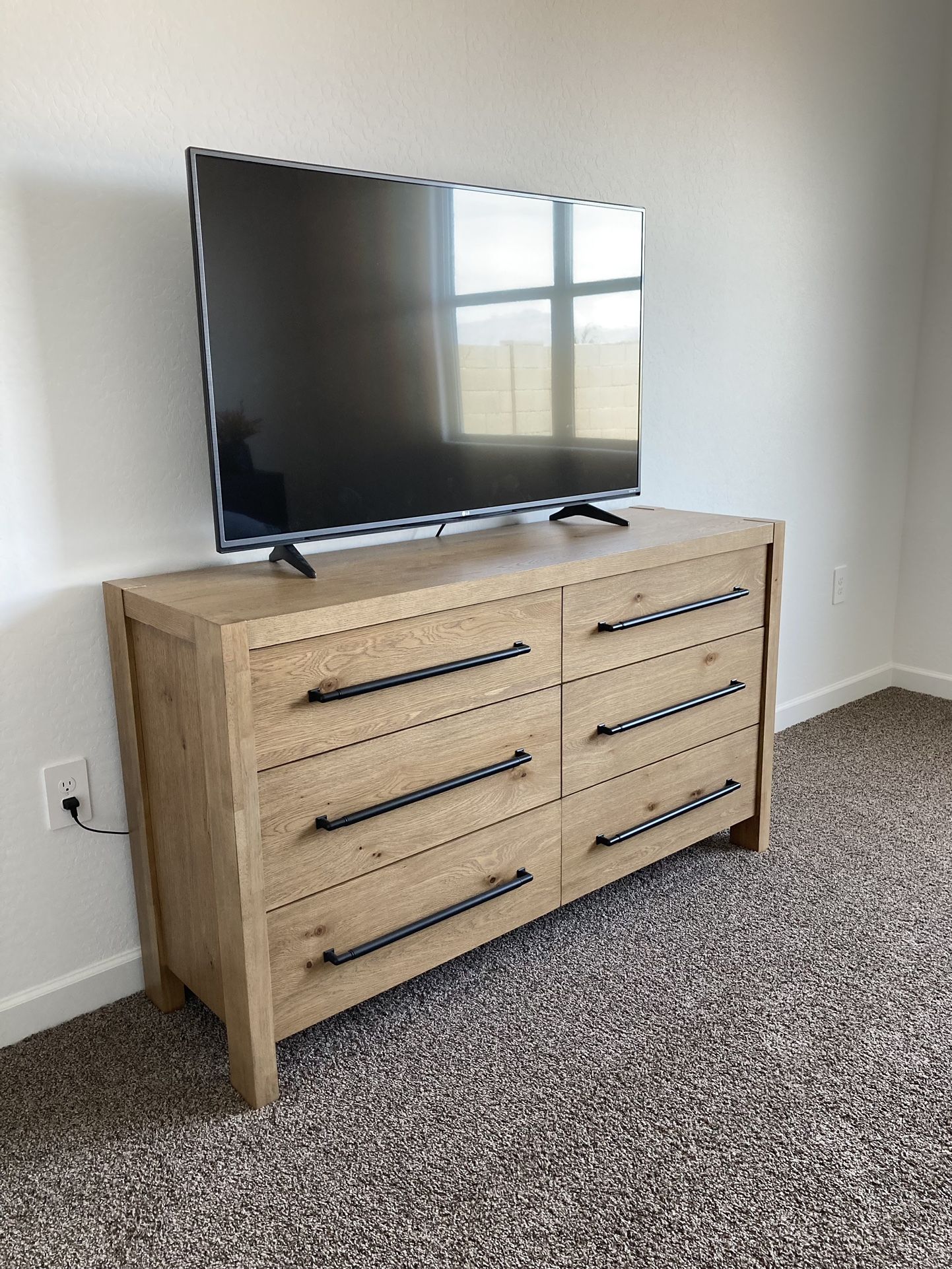 Macy’s Davie 6-Drawer Solid Oak Dresser