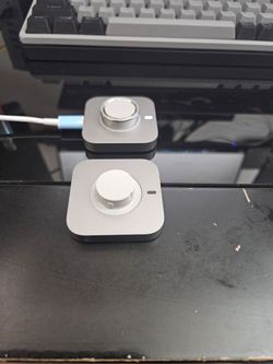 OURA RING 4 - SMART RING - SIZE 11 - SILVER - COMES WITH 2 CHARGERS