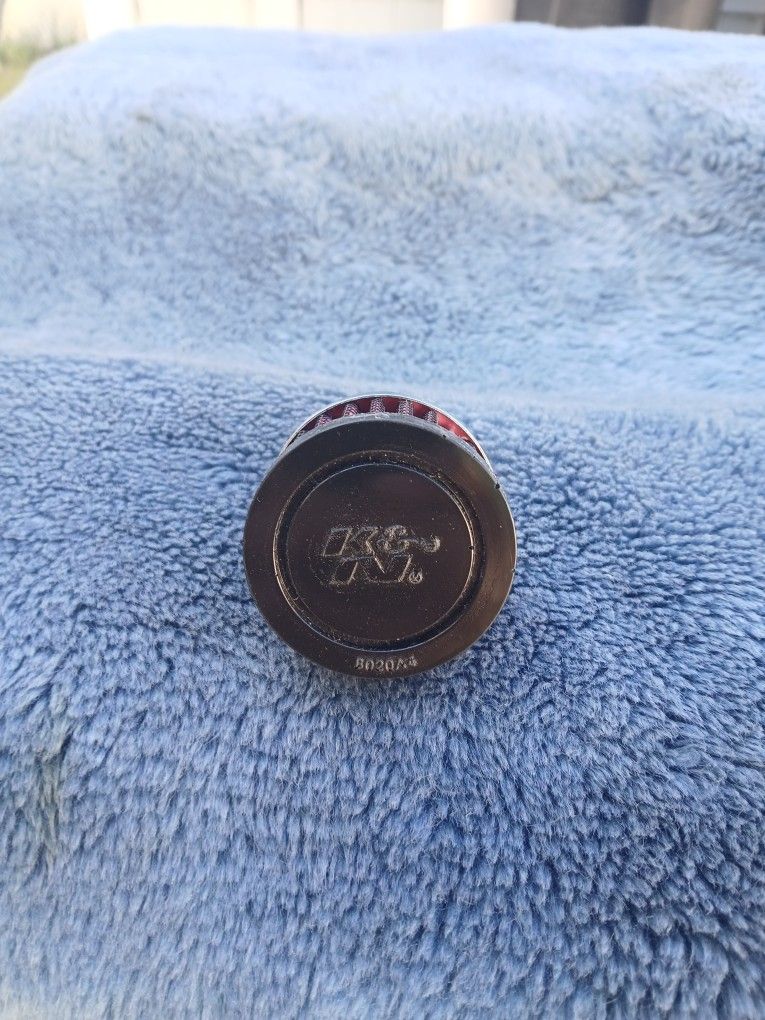 K&N vent/breather air filter