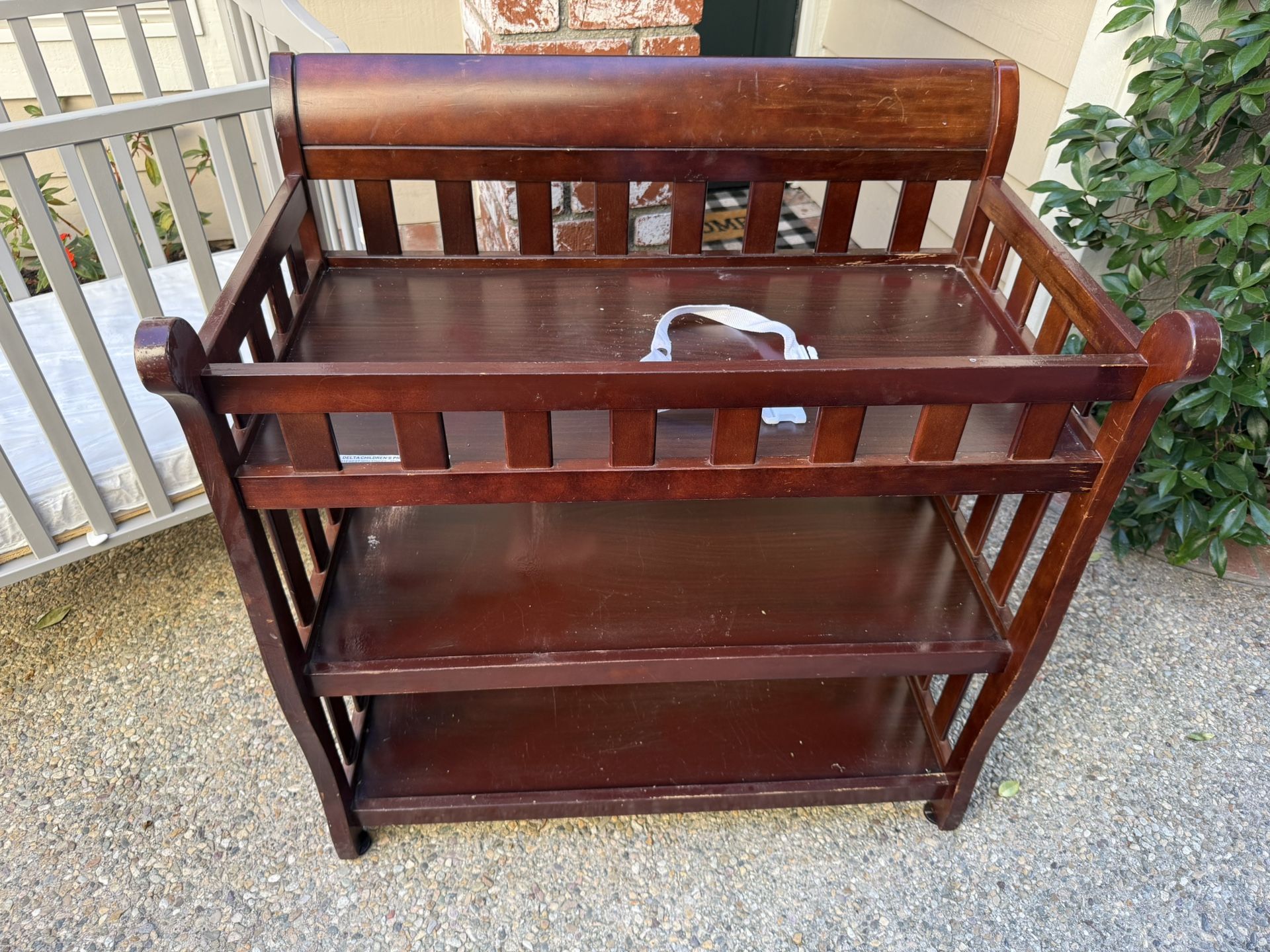 3 Shelf Changing Table