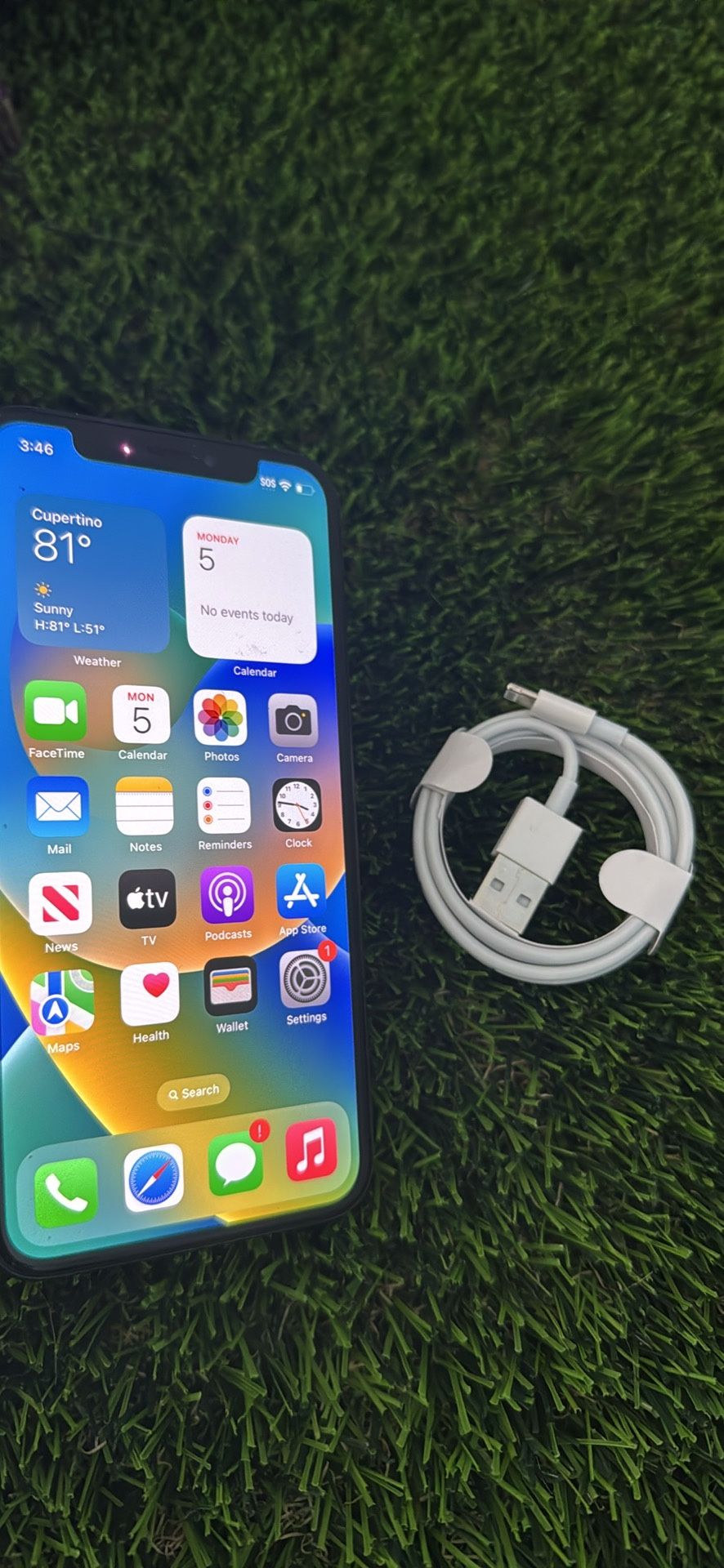 iPhone X. Like New And Unlocked!