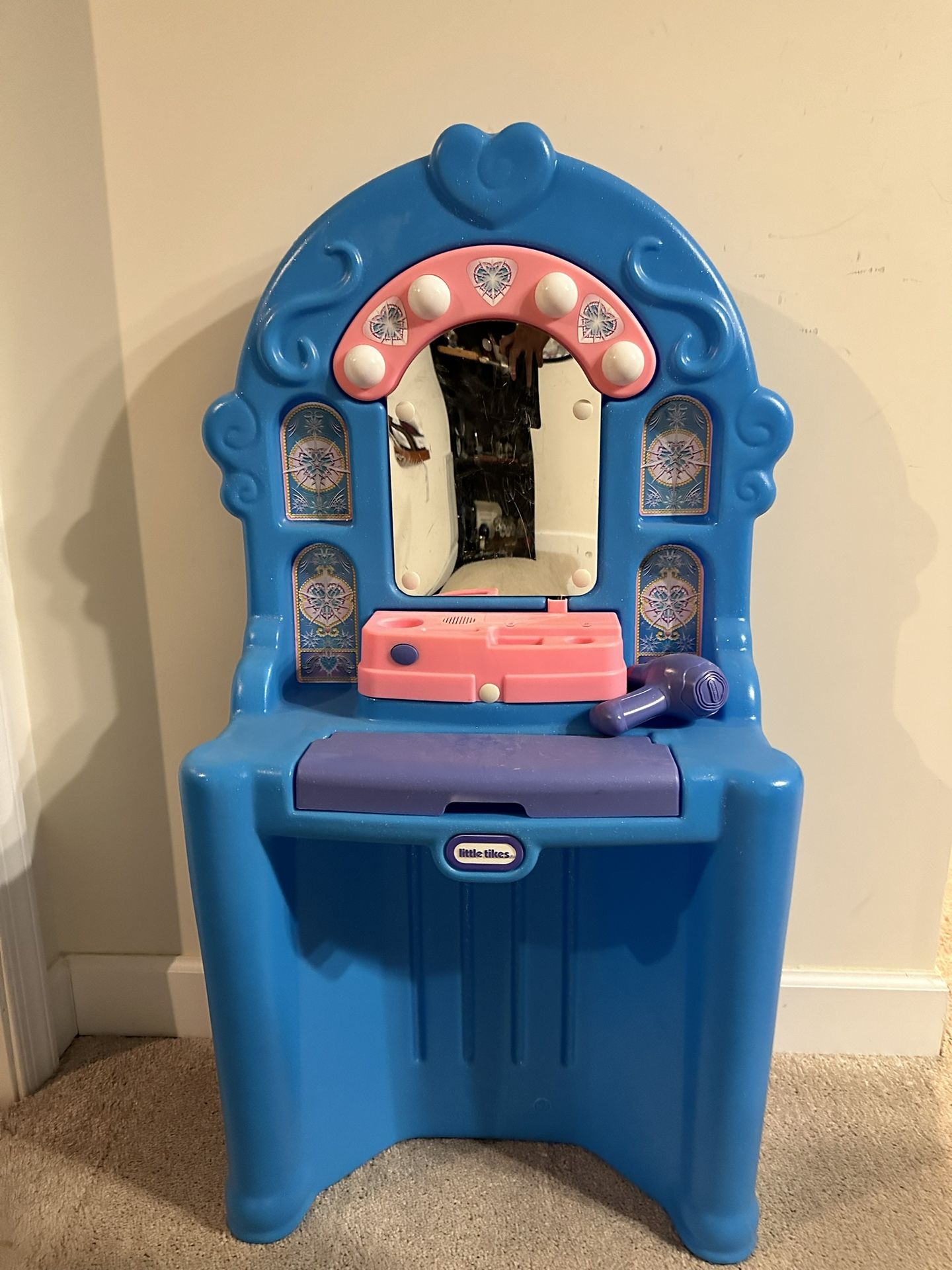 Little Tikes Ice Princess Magic Mirror - Roleplay Vanity with Lights Sounds