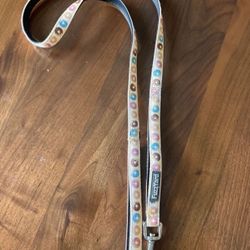 FuzzYard Doughnut Pet Leash 4ft long used only once!!!