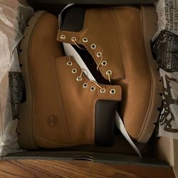 Mens Timberlands 6” Basic Wheats BRAND NEW!!