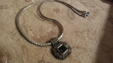 Sterling silver necklace w black onyx & marque silver pendant