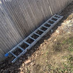 aluminum extension ladder