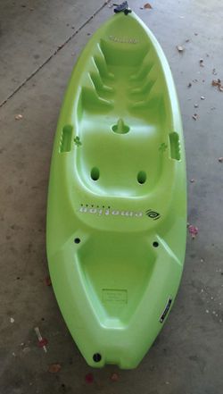 Jr. Kayak with paddle, great condition