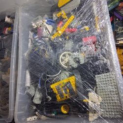 Lego ROBOTICS,  2 Large Tubs.  Brand New Condition 