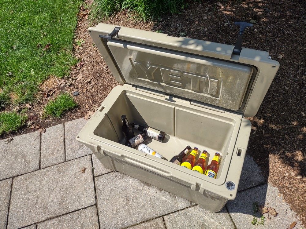 Yeti Tundra 65 Cooler