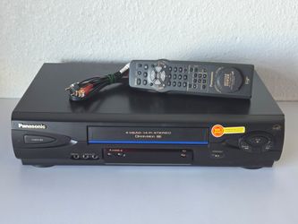 Panasonic Omnivision PV-V462  Blue Line VCR VHS Player W/ Remote & AV Cables