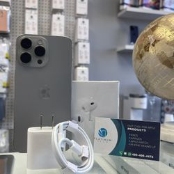 iPhone 15 Pro Max Unlocked 256Gb Natural Titanium Like New With Warranty 