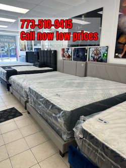 huge mattress sale happening 